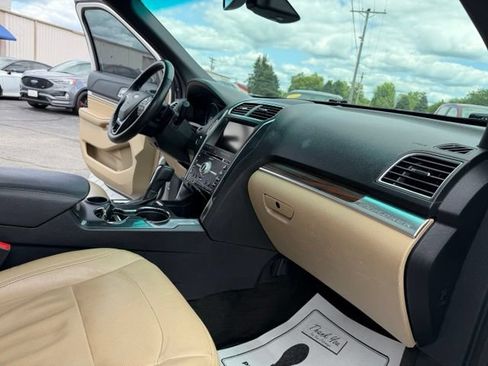Used 2016 Ford Explorer Limited w/ Equipment Group 301A FWD image 44