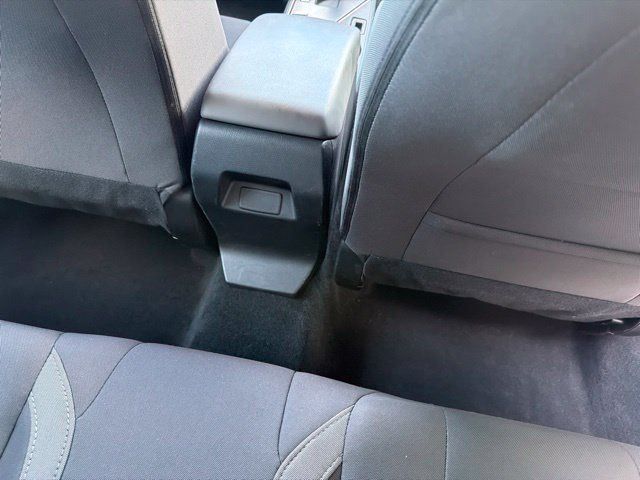 Used 2024 Subaru Impreza 2.0i AWD/4WD image 9