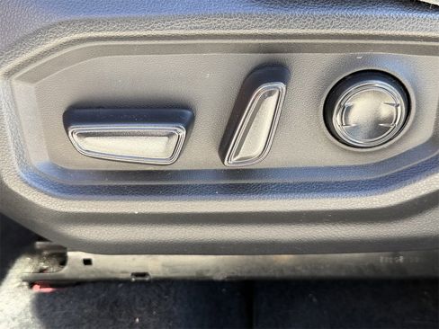 Used 2022 Toyota Tundra Limited image 27