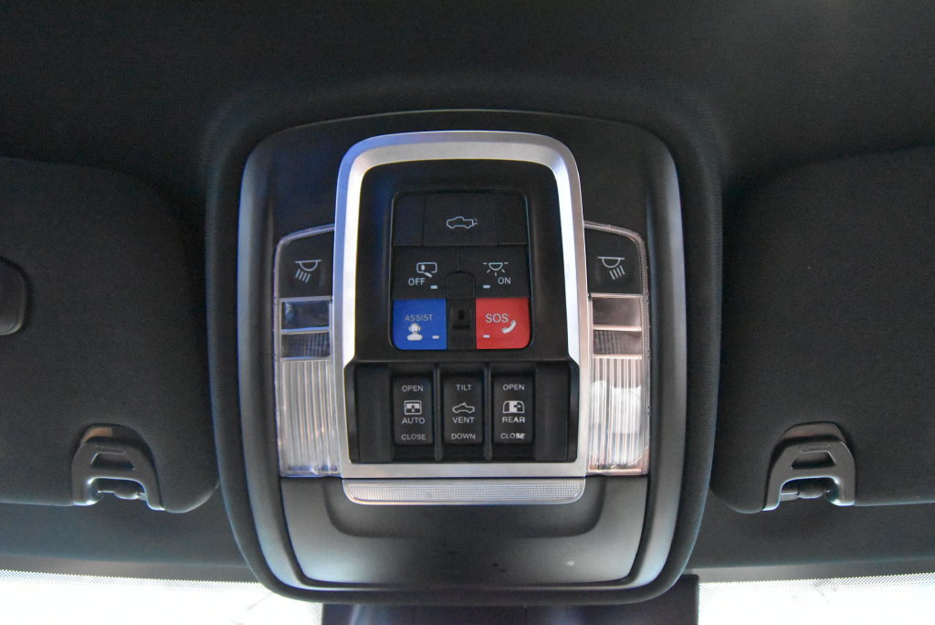 Used 2022 RAM 3500 Limited AWD/4WD image 24