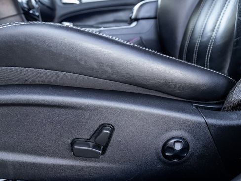 Used 2021 Chrysler 300 S image 11