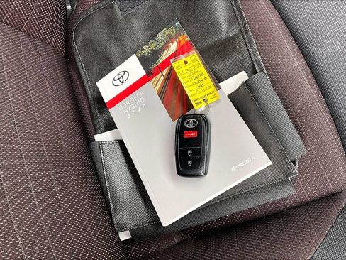 Used 2024 Toyota Corolla SE FWD image 37