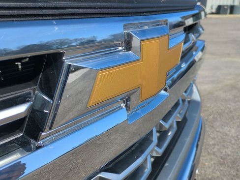 Certified 2025 Chevrolet Silverado 1500 LTZ image 33