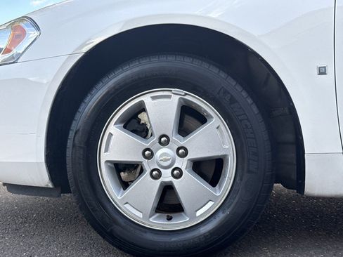 Used 2008 Chevrolet Impala LT FWD image 20