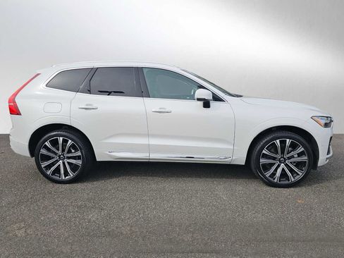 Certified 2023 Volvo XC60 T8 Ultimate image 2