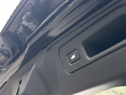 Used 2023 Honda Passport TrailSport image 9