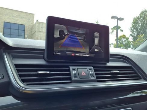 Used 2019 Audi Q5 2.0T Premium w/ Convenience Package AWD/4WD image 15