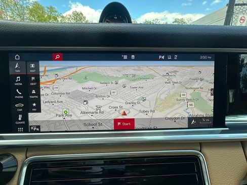Used 2018 Porsche Panamera 4 AWD/4WD image 19