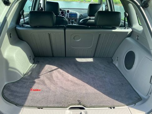 Used 2007 Pontiac Vibe w/ Sun And Sound Package FWD image 9