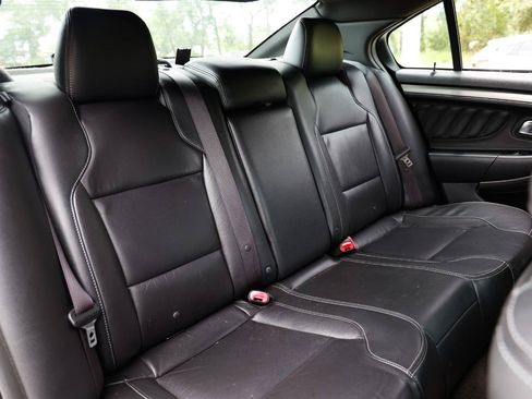 Used 2013 Ford Taurus SEL FWD image 14