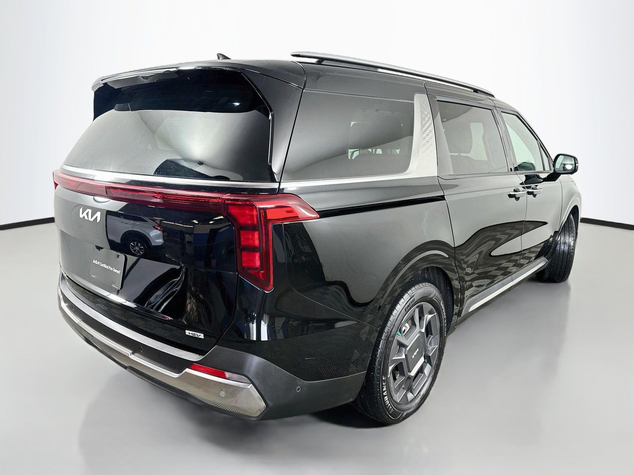 Certified 2026 Kia Carnival SX FWD image 7