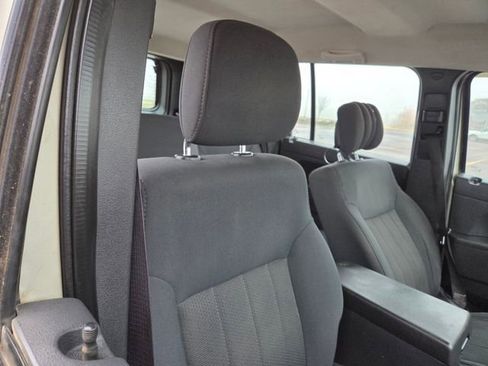 Used 2011 Jeep Liberty Sport AWD/4WD image 33