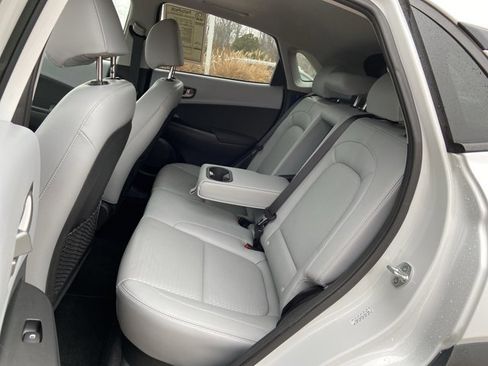 Used 2020 Hyundai Kona Limited image 15