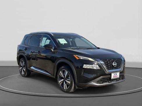 Used 2023 Nissan Rogue SL image 4