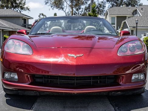 Used 2006 Chevrolet Corvette Convertible w/ Preferred Equipment Group RWD image 11