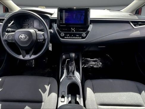 Used 2024 Toyota Corolla LE image 7
