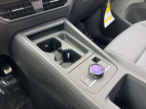 New 2026 Volkswagen Tiguan SE R-Line image 19