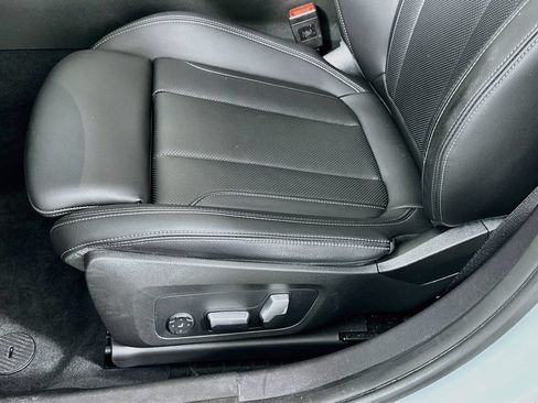 Used 2023 BMW 330i Sedan w/ M Sport Package RWD image 20