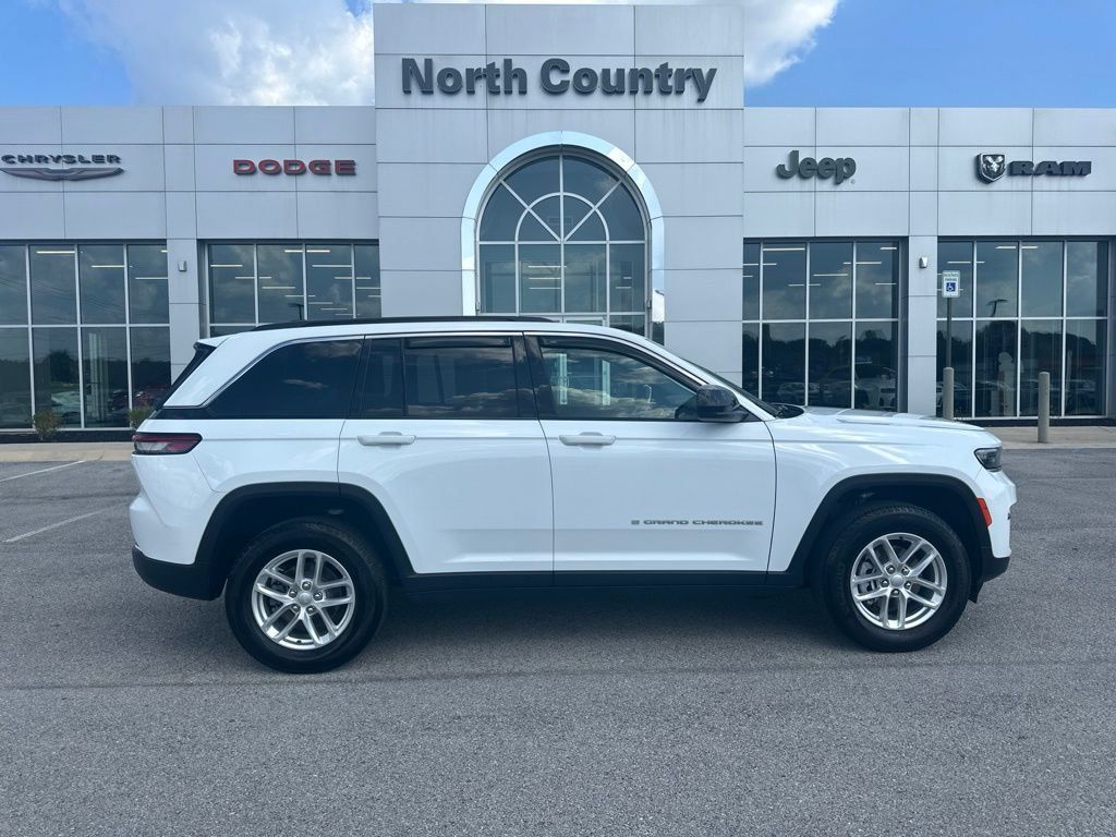 Used 2024 Jeep Grand Cherokee Laredo X w/ Luxury Tech Group I RWD 360° Tour