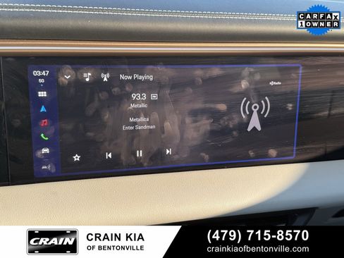 Used 2024 Porsche Macan 4 Electric image 15