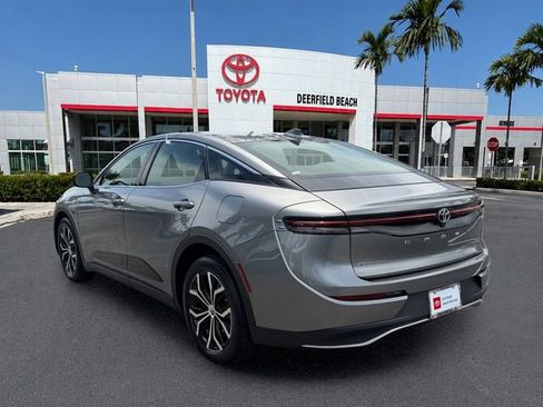 Certified 2023 Toyota Crown AWD/4WD image 5