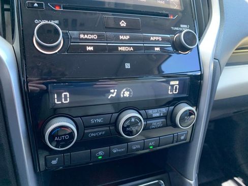 Used 2019 Subaru Ascent Limited AWD/4WD image 23