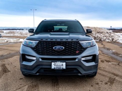 Used 2022 Ford Explorer ST w/ ST Street Pack image 2
