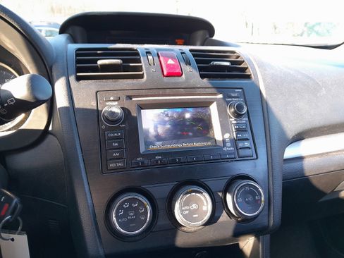 Used 2013 Subaru Crosstrek 2.0i Limited image 22