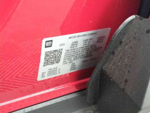 New 2026 Chevrolet Trax RS w/ Sunroof Package image 31