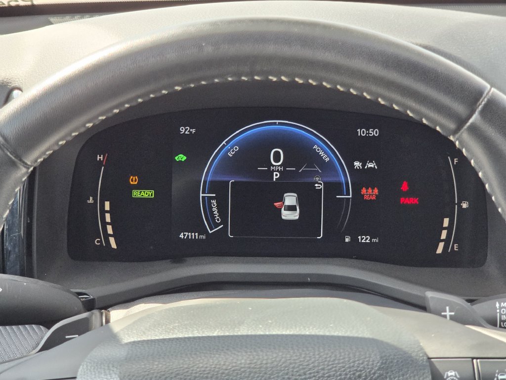 Used 2025 Toyota Camry SE w/ Convenience Package FWD image 16
