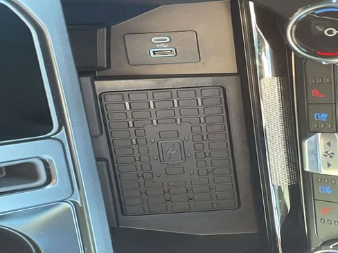 Used 2023 Ford F150 Lariat w/ Equipment Group 502A High image 25