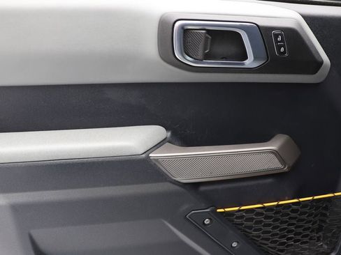 Used 2023 Ford Bronco Badlands w/ Sasquatch Package image 15