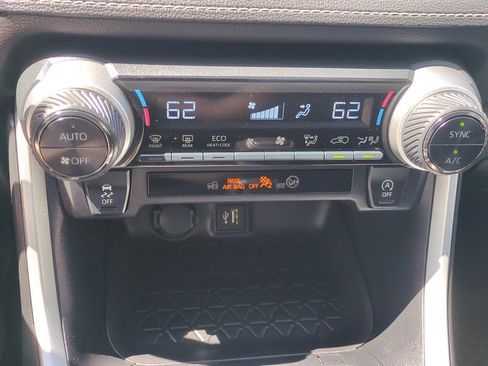 Certified 2024 Toyota RAV4 XLE image 28