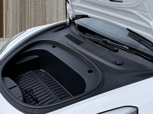 Used 2023 Tesla Model 3 Standard Range RWD image 19