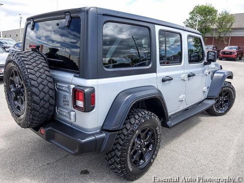 Used 2023 Jeep Wrangler Unlimited w/ Cold Weather Group AWD/4WD image 10