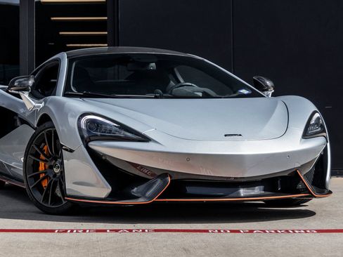 Used 2016 McLaren 570S Coupe RWD image 6