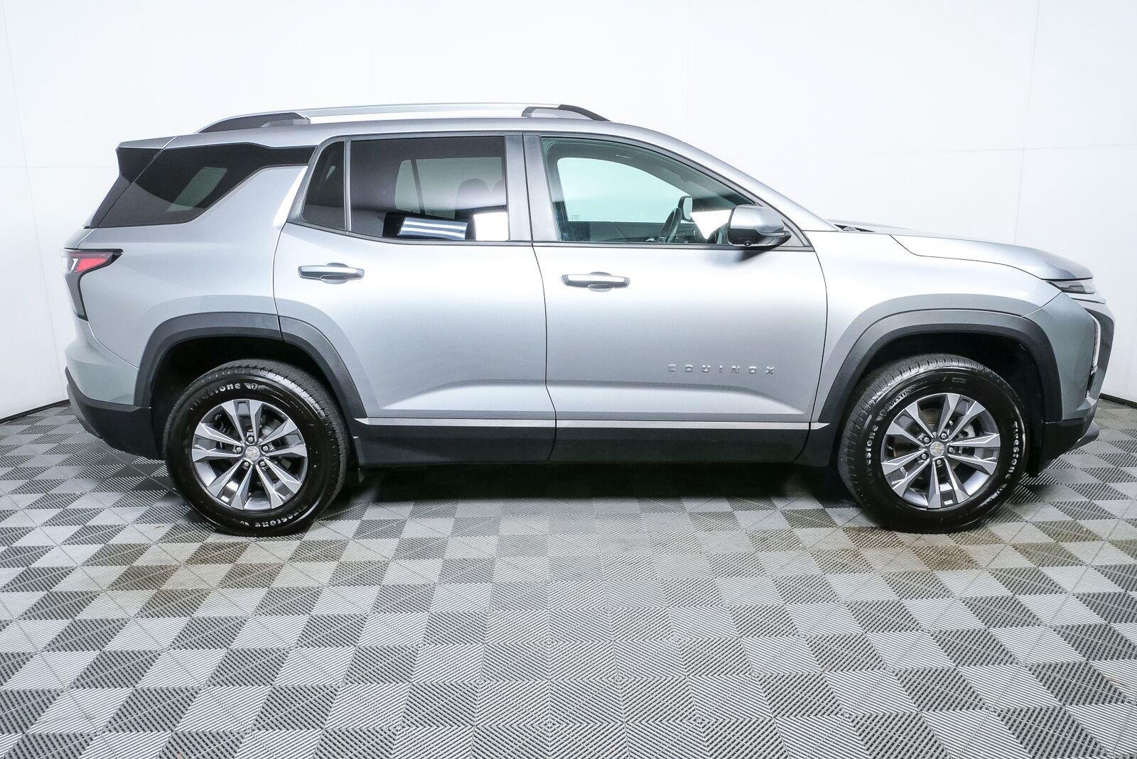 Certified 2025 Chevrolet Equinox LT w/ Convenience Package II FWD image 2