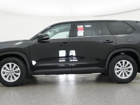 New 2026 Toyota Grand Highlander XLE image 19