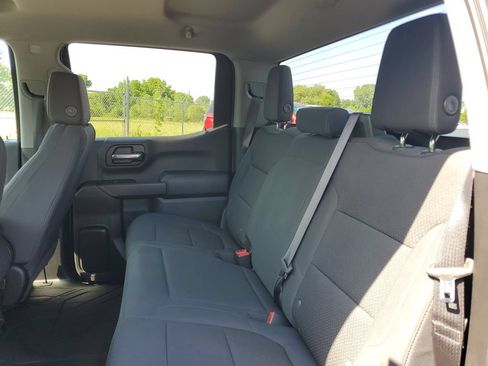 Certified 2020 Chevrolet Silverado 1500 Custom w/ Custom Value Package AWD/4WD image 25