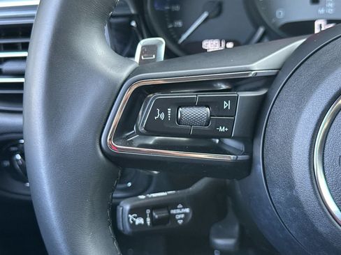 Certified 2023 Porsche Macan S AWD/4WD image 27
