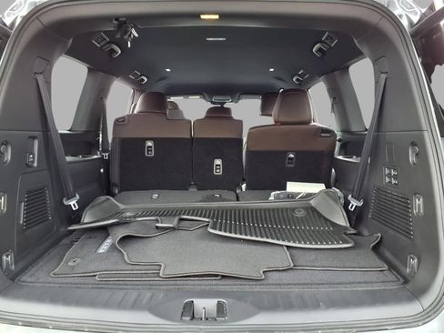 Used 2026 Nissan Armada SL AWD/4WD image 28