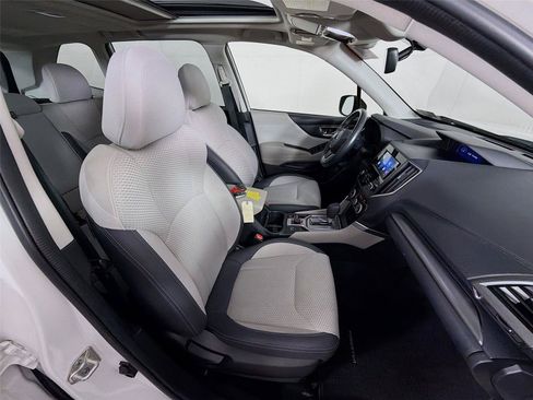 Used 2021 Subaru Forester Premium AWD/4WD image 29
