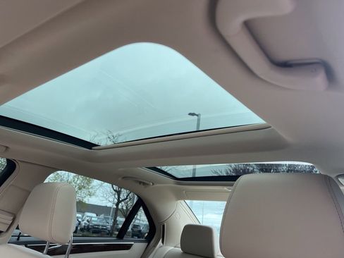 Used 2015 Mercedes-Benz E 350 4MATIC Sedan image 43
