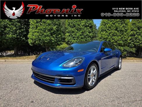 Used 2018 Porsche Panamera 4 AWD/4WD image 1