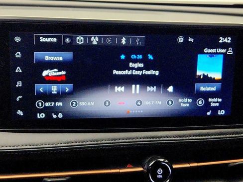 Used 2025 Nissan Ariya FWD image 17