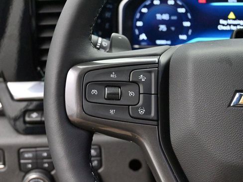 Used 2024 Chevrolet Silverado 1500 High Country w/ High Country Premium Package AWD/4WD image 17