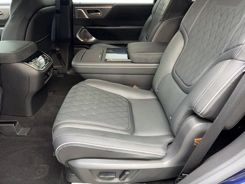Used 2025 INFINITI QX80 Autograph AWD/4WD image 33