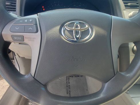 Used 2008 Toyota Camry LE FWD image 16