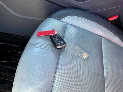 Used 2019 Chevrolet Blazer LT w/ Sun and Wheels Package FWD image 35