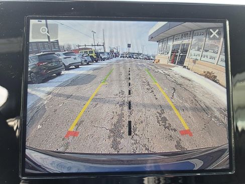 Used 2025 Jeep Compass Latitude image 38